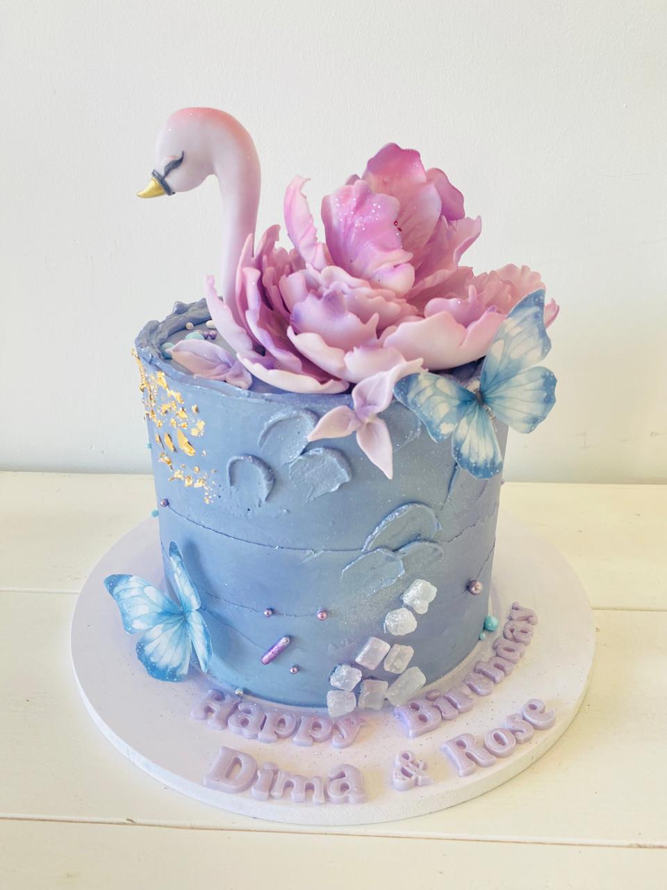 Swan & Peony