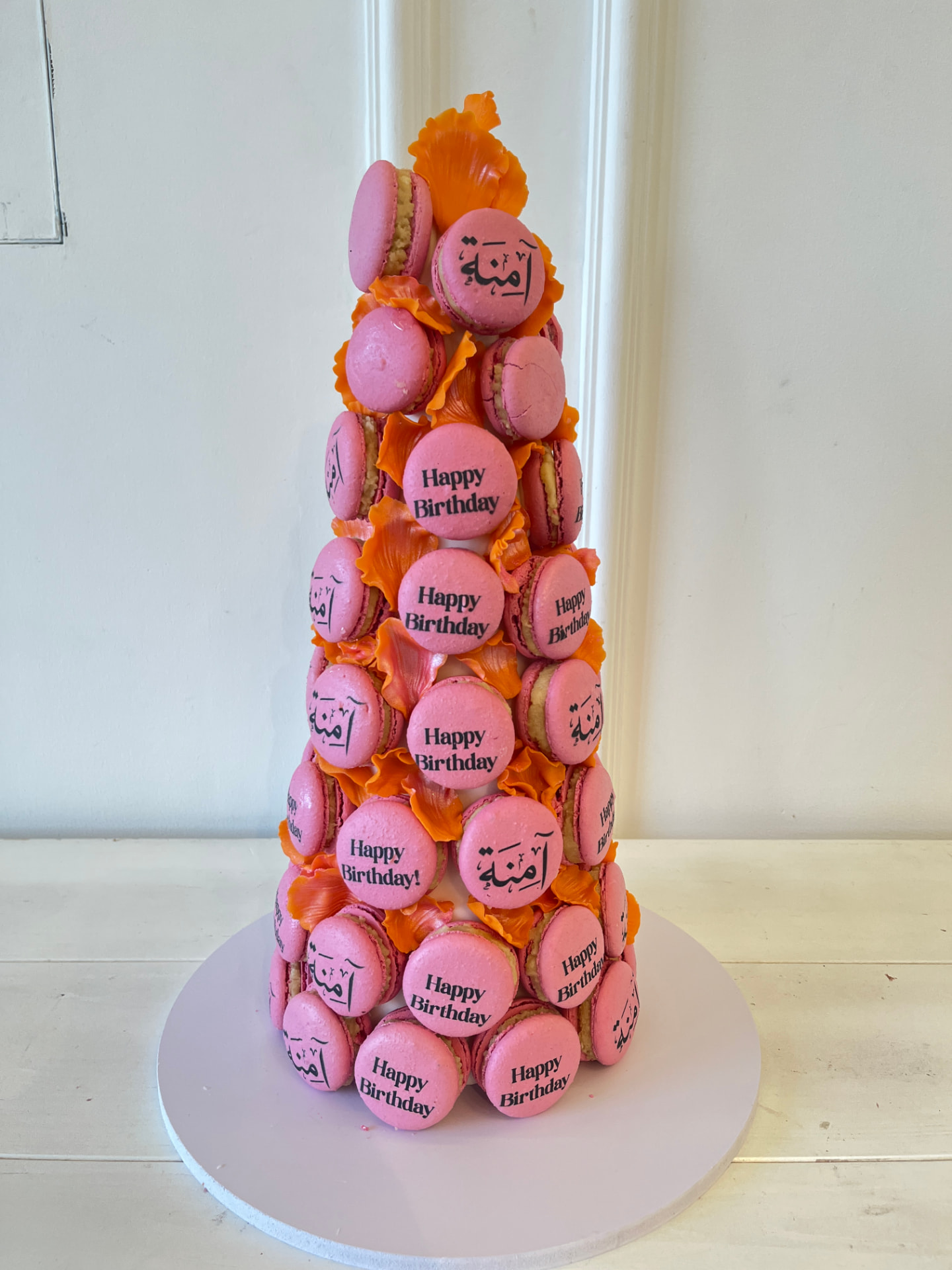 Macarons Cakes